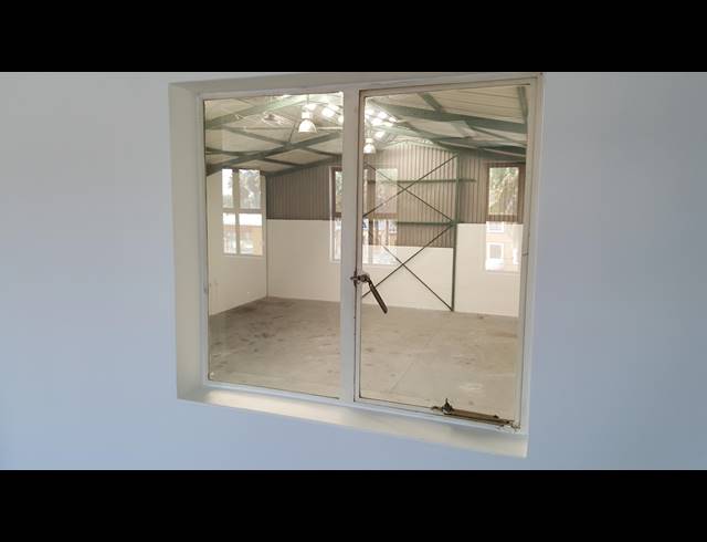 395M² WAREHOUSE TO LET IN KILLARNEY GARDENS